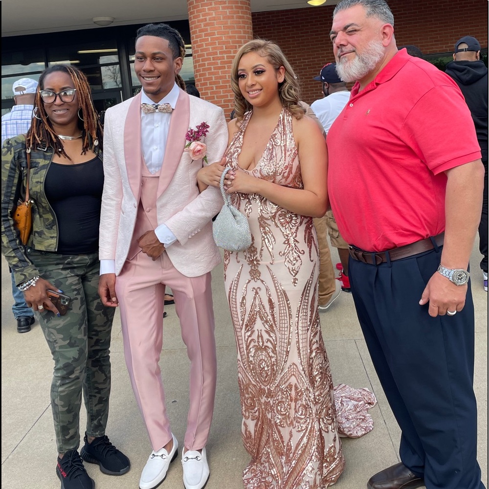 Meet your Posher, Tramecca